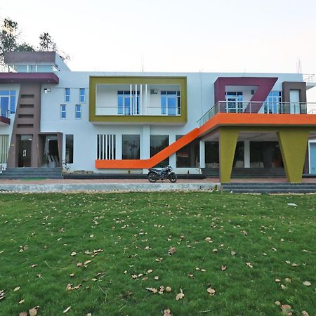 Hotel O Shri Shyam Lawn & Resort Sitapur  Eksteriør bilde