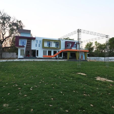 Hotel O Shri Shyam Lawn & Resort Sitapur  Eksteriør bilde